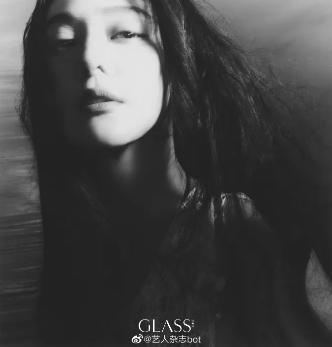 ‘Nữ Hoàng trở lại’ - Phạm Băng Băng xuất hiện trên tạp chí Glass, liệu có phải dấu hiệu comeback? 15