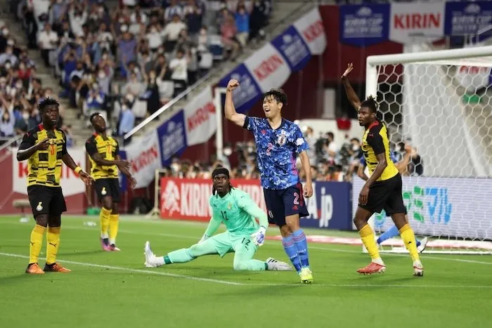 Nhật Bản vào chung kết Kirin Cup - Hàn Quốc hòa nghẹt thở Paraguay