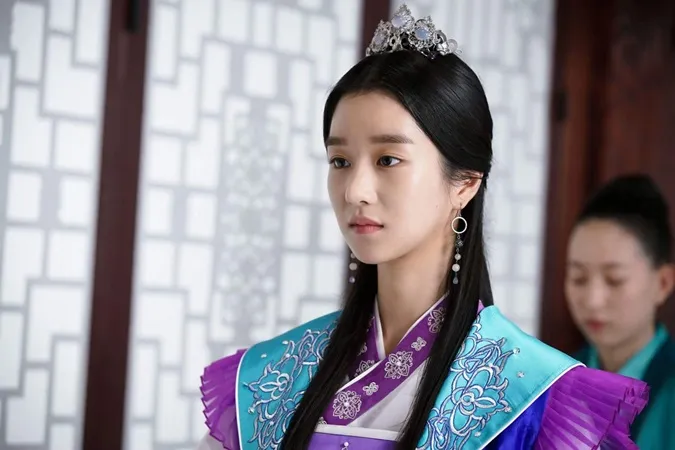 Top 16 bộ phim hay nhất của nàng Thiên nga báo thù Seo Ye Ji 11