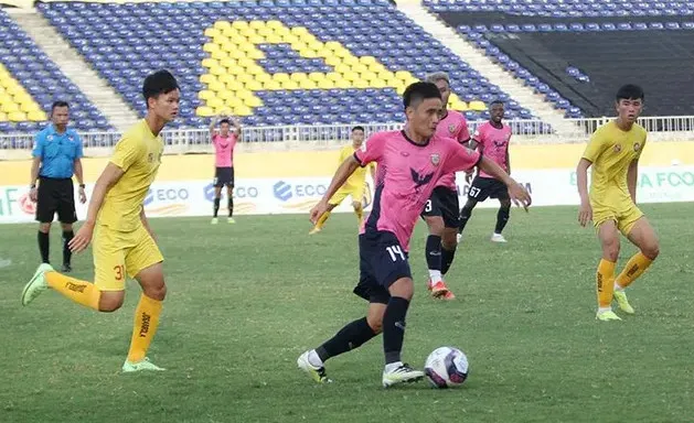 HLV Gong tiếp tục dẫn dắt U23 Việt Nam - Quang Hải xuất hiện ở châu Âu