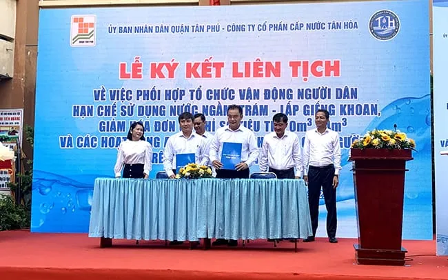Quận Tân Phú triển khai trám lấp giếng khoan, hạn chế sử dụng nước ngầm 1