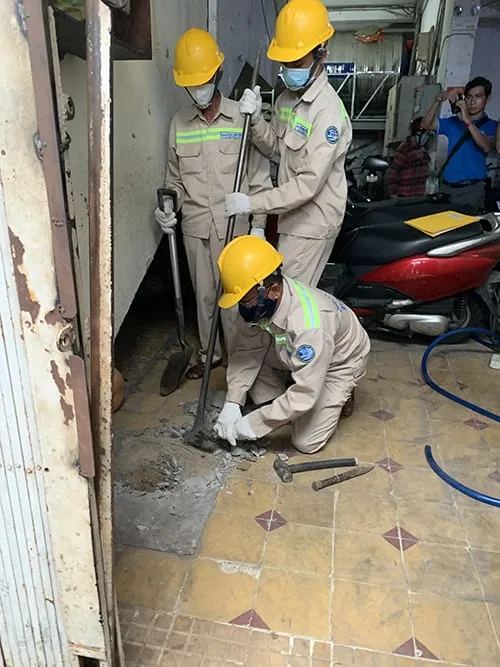 Trám lấp giếng khoan tại chung cư Độc Lập A