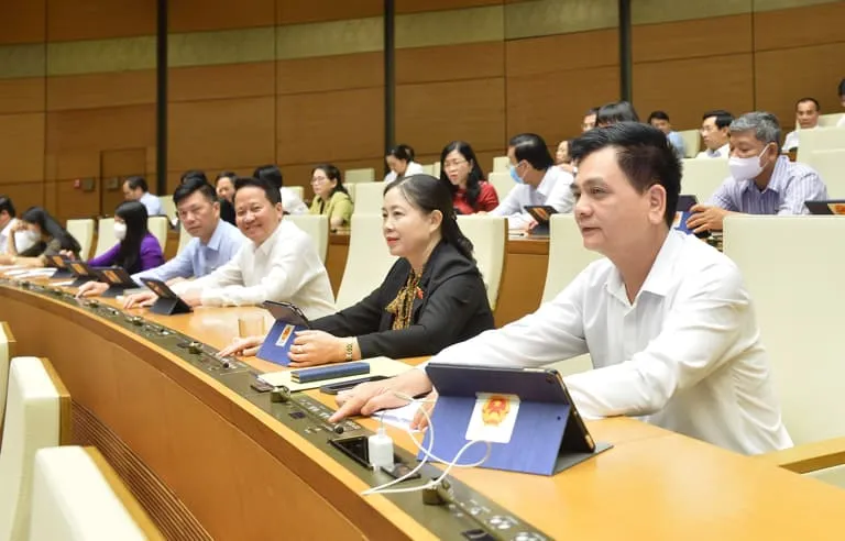Quốc hội biểu quyết thông qua Nghị quyết về chủ trương đầu tư Dự án đầu tư xây dựng đường Vành đai 4 - vùng Thủ đô Hà Nội