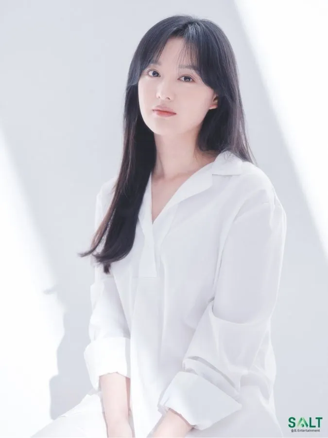 Kim Ji Won profile: Tiểu sử và sự nghiệp của 