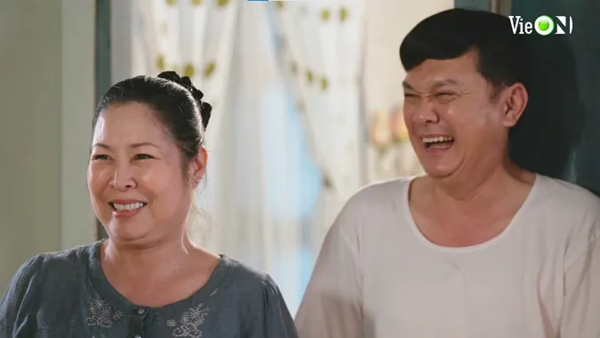 NSƯT Hữu Châu khóc liên tục vì vai diễn trong phim Giấc Mơ Của Mẹ 2