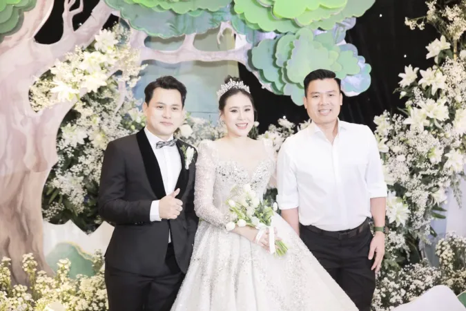 Dàn sao Việt dự đám cưới Hồ Bích Trâm 2