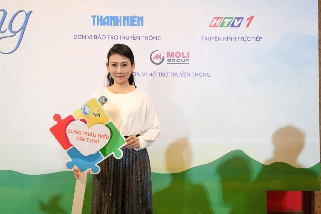 NSƯT Thành Lộc, ca sĩ Cẩm Vân, Mỹ Tâm, Bùi Lan Hương... gửi thông điệp đầy ý nghĩa cho trẻ em tự kỷ 3