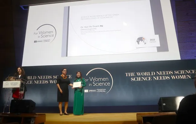 UNESCO trao giải thưởng Nhà khoa học trẻ tài năng thế giới cho nhà khoa học nữ Việt Nam 1