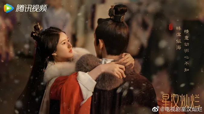 Sốc trước nhan sắc thật của Triệu Lộ Tư qua ống kính người qua đường 27