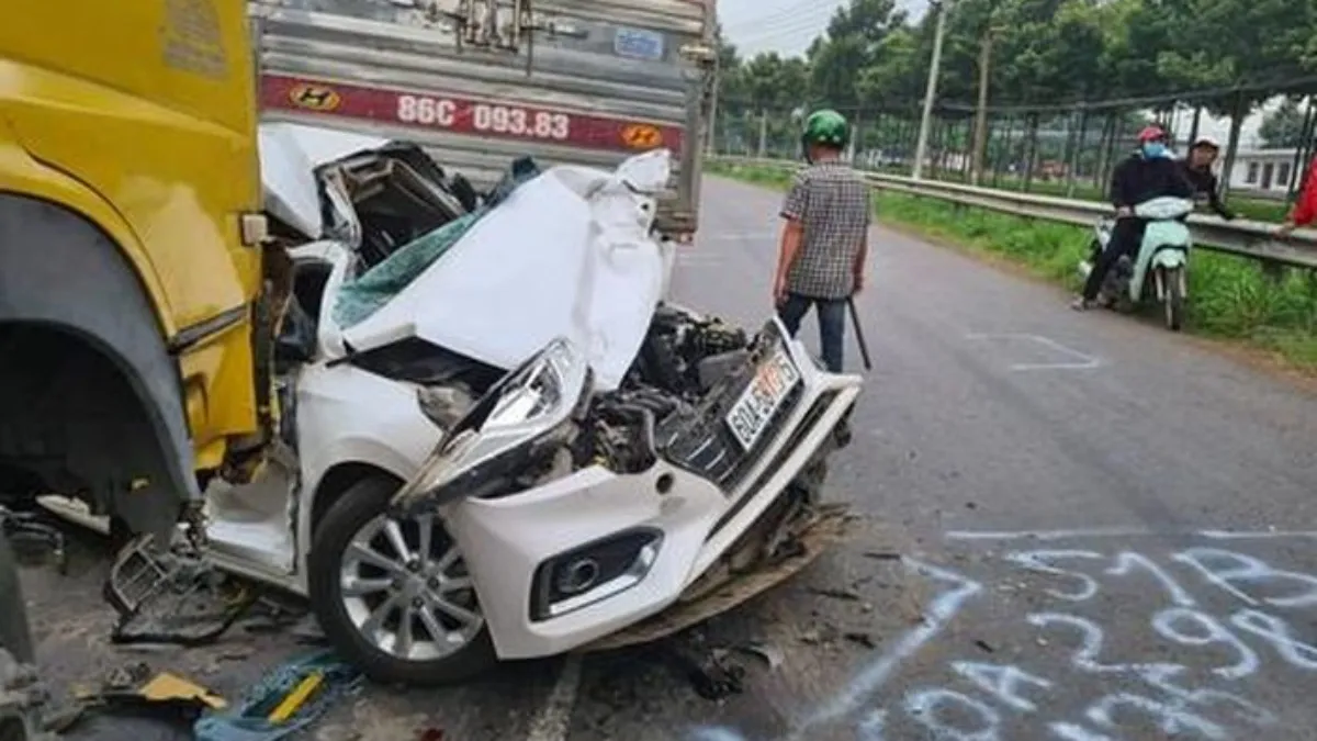Tin tức tai nạn giao thông hôm nay 1/7/2022: 5 xe ôtô va chạm liên hoàn, 4 người bị thương 