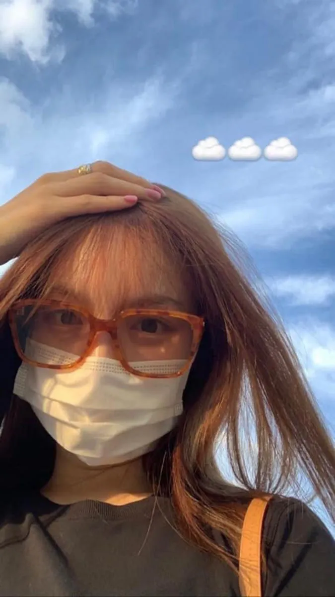 Những tấm hình selfie của Nayeon (TWICE) để làm hình nền lấy vía may mắn 10