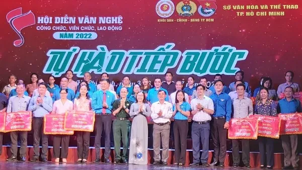 Công đoàn viên chức thành phố Hồ Chí Minh khai mạc Hội diễn văn nghệ “Tự hào tiếp bước” 1