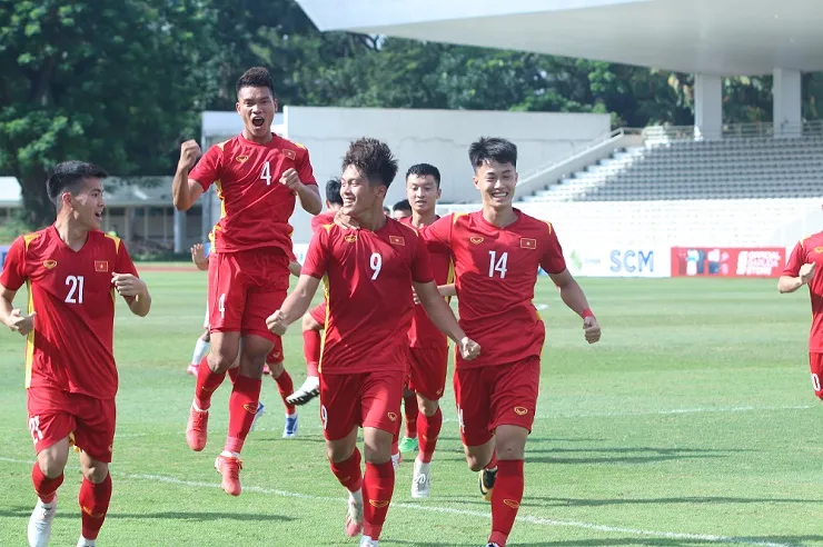 U19 Việt Nam đại thắng U19 Philippines - Indonesia đối diện án phạt nặng