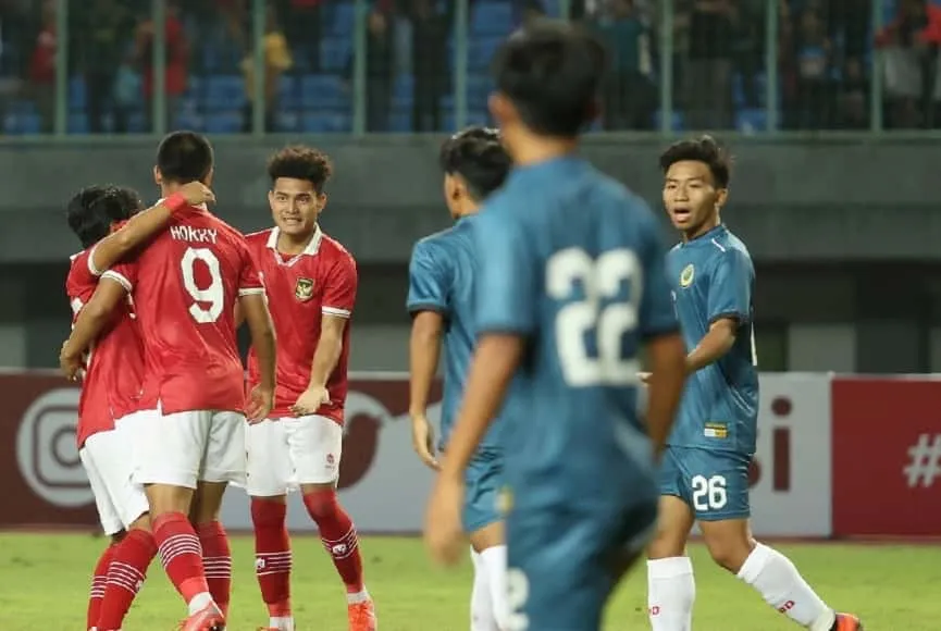 U19 Thái Lan thắng dễ U19 Myanmar - U19 Indonesia hủy diệt U19 Brunei