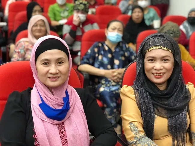 Tạo điều kiện học tập tốt nhất cho con em đồng bào dân tộc Chăm 2