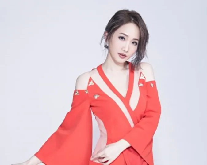 Nữ ca sĩ Chu Lị Tĩnh qua đời ở tuổi 41 3