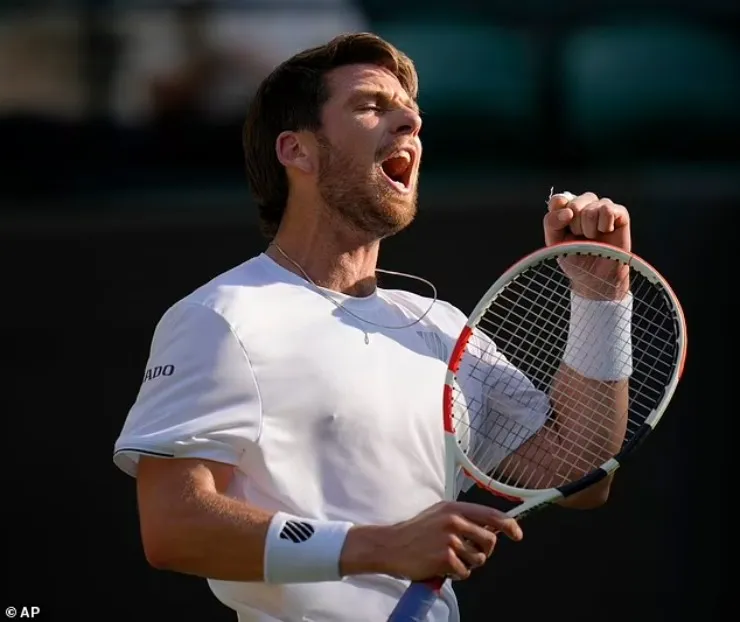 Djokovic ngược dòng kịch tính trước Sinner - Tatjana Maria đấu Ons Jabeur tại bán kết Wimbledon