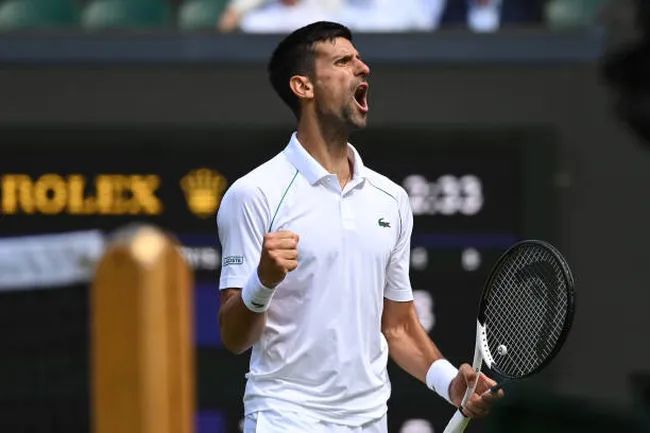 Djokovic ngược dòng kịch tính trước Sinner - Tatjana Maria đấu Ons Jabeur tại bán kết Wimbledon