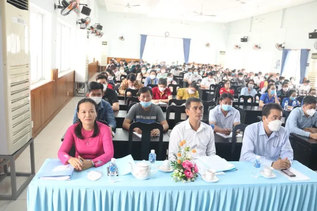 Huyện Hóc Môn: Khai giảng lớp Bồi dưỡng nhận thức về Đảng 2
