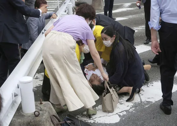 Cựu Thủ tướng Nhật Bản Shinzo Abe bị bắn khi đang phát biểu