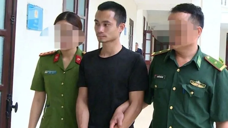 Thanh Hoá bắt 2 nghi phạm vận chuyển 1 kg ma túy đá, 12.000 viên ma túy tổng hợp