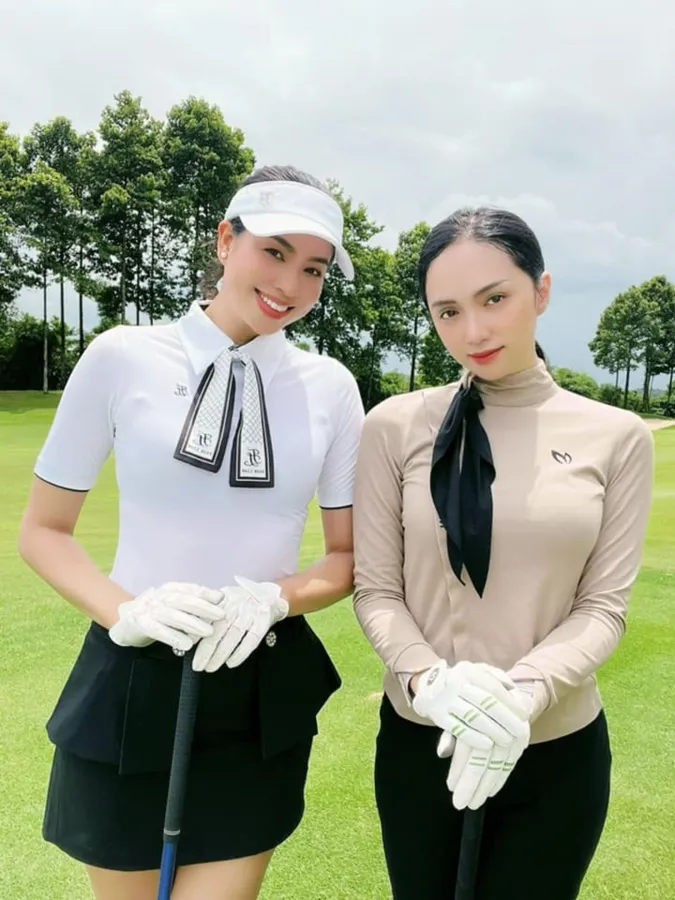 Hương Giang và Phạm Hương hẹn nhau chơi golf 3