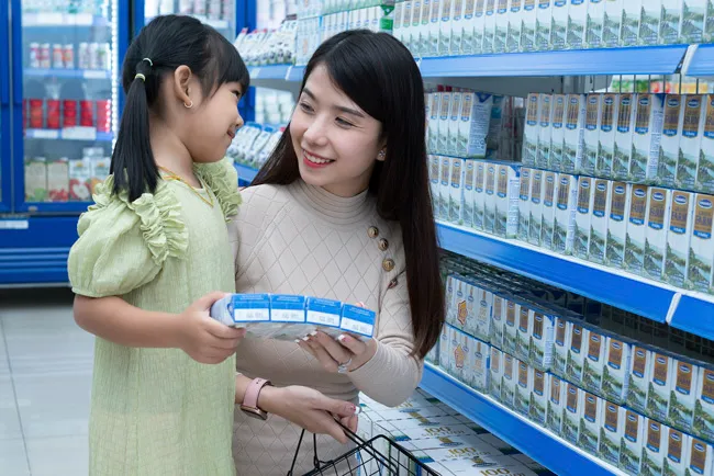 Vinamilk có 5 nhãn hiệu lọt top 10 thương hiệu sữa và sản phẩm từ sữa được chọn mua nhiều nhất 4