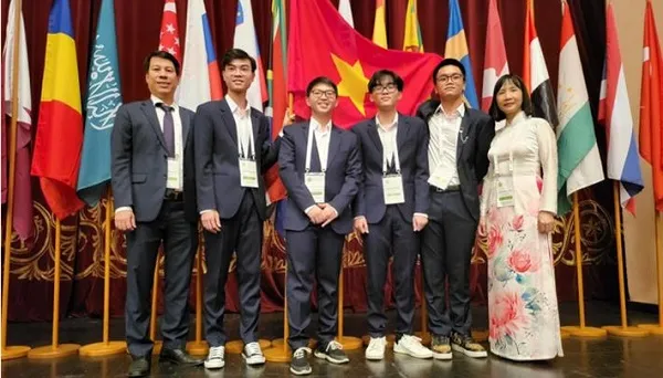 4/4 học sinh Việt Nam đoạt giải tại Olympic Sinh học quốc tế 2022 1