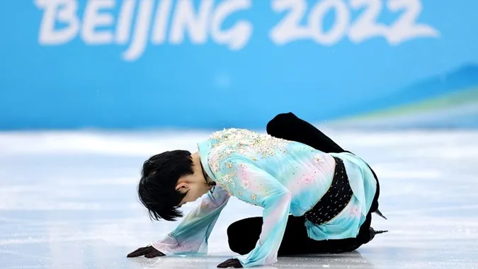 Hanyu Yuzuru bất ngờ tuyên bố giải nghệ 4