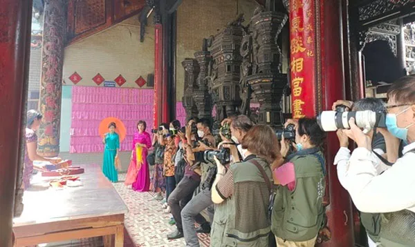 Chi hội Nhiếp ảnh người Hoa: Khai máy sau 2 năm dịch bệnh 2