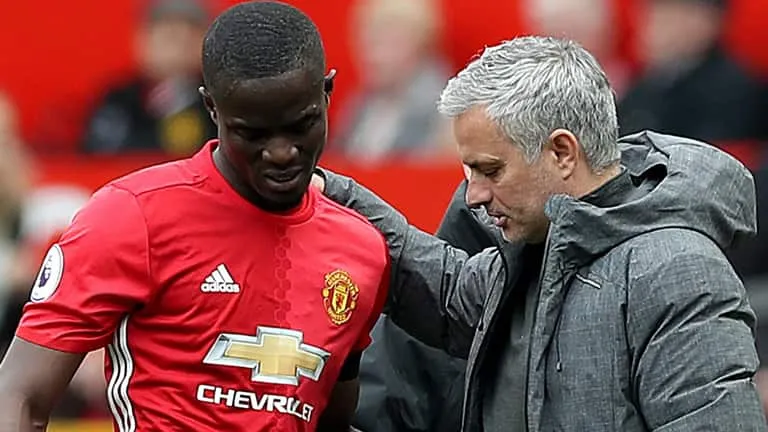Ronaldo chuẩn bị chốt tương lai - MU giữ Van de Beek và Marcus Rashford
