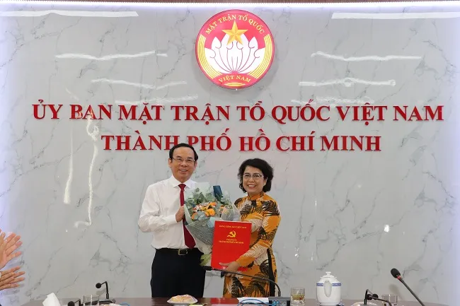 Bà Tô Thị Bích Châu giữ chức Bí Thư Quận ủy Quận 1 1