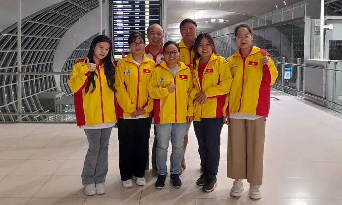 Việt Nam ra quân Olympiad cờ vua - Hồng Lệ, Ngọc Hà hoàn tất cú đúp vàng điền kinh
