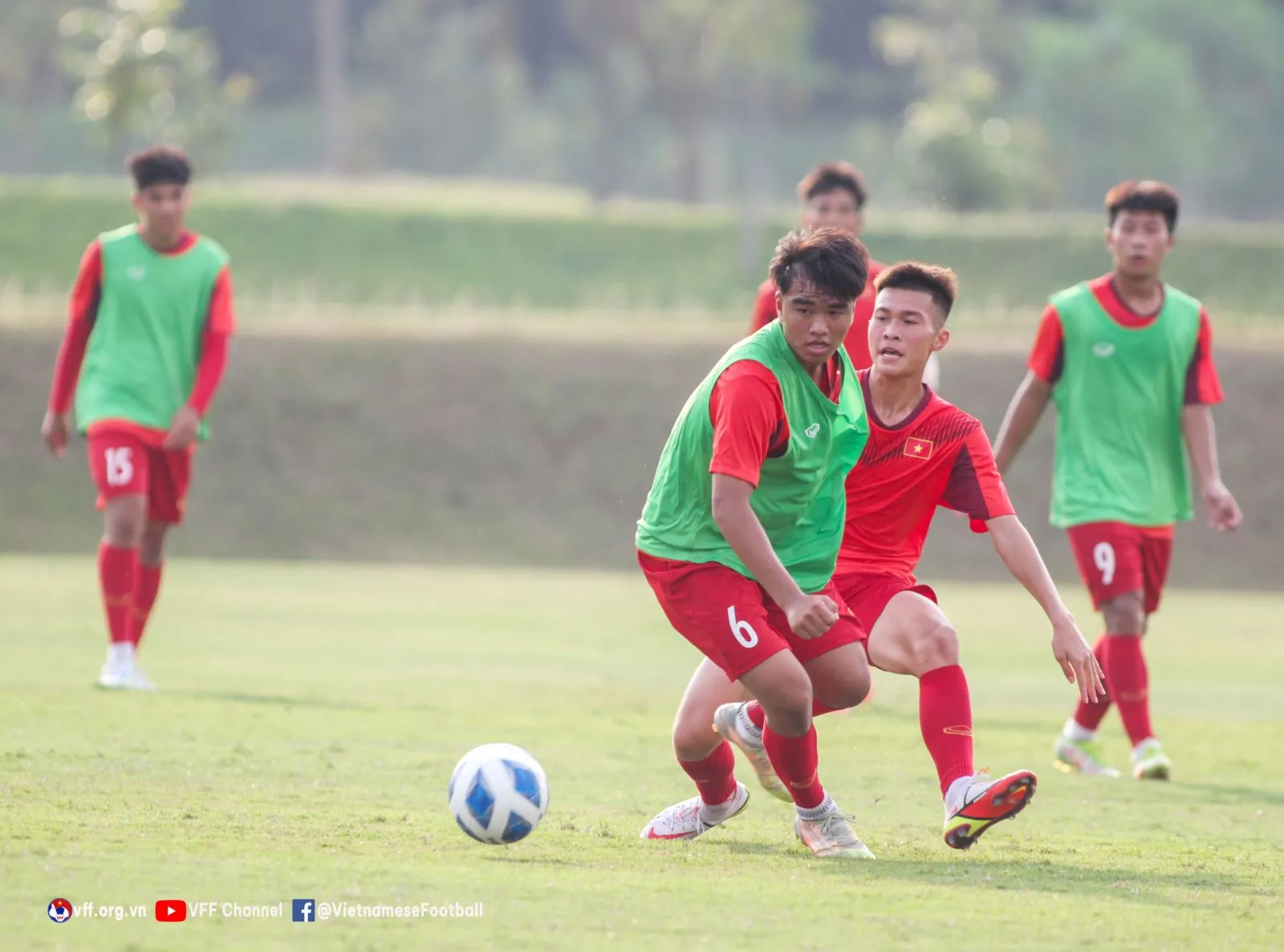 U18 nữ Việt Nam gặp Myanmar tại bán kết - Quang Hải được Pau FC đăng ký thi đấu chính thức