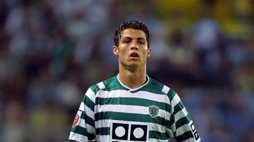 Sporting quyết tâm chiêu mộ Ronaldo - MU vẫn đợi De Jong
