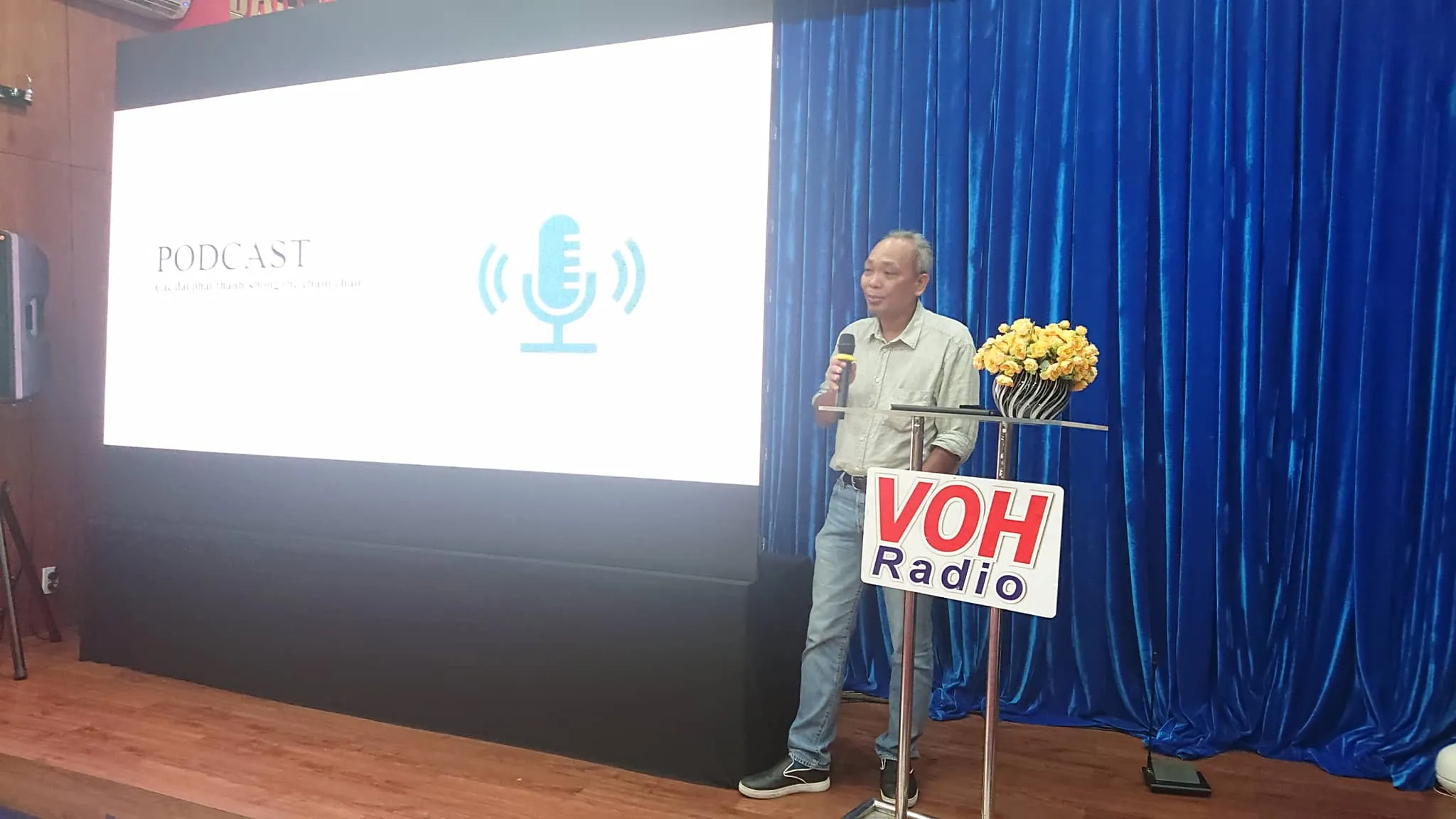 ông Phạm Trung Tuyến - Phó Giám đốc Kênh VOV Giao thông nhấn mạnh, thế hệ trẻ Việt Nam nghe podcast nhiều hơn phát thanh truyền thống