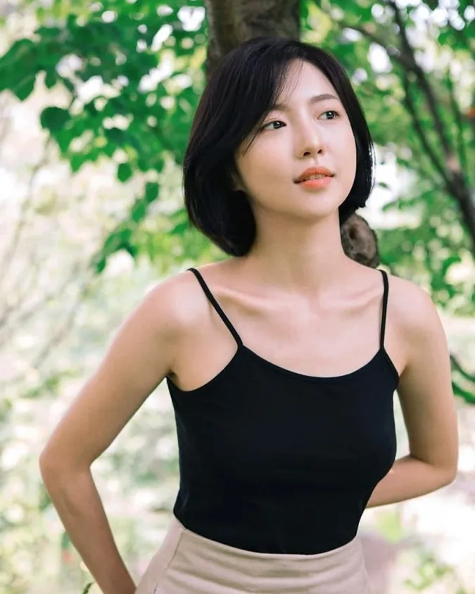 Joo Hyun Young Profile - cô bạn thân cá tính của Park Eun Bin trong nữ luật sư kì lạ Woo Young Woo 14
