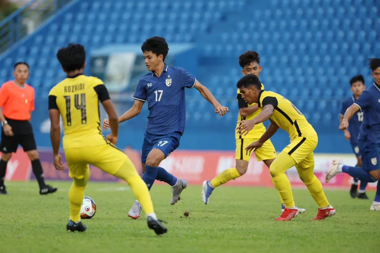 U19 Việt Nam thắng dễ Myanmar - U19 Thái Lan hòa đáng tiếc Malaysia