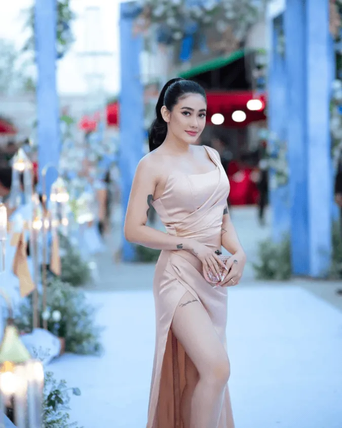 Hai người mẫu Myanmar đối mặt 15 năm tù vì kiếm tiền từ ảnh, video ‘nóng’ 2