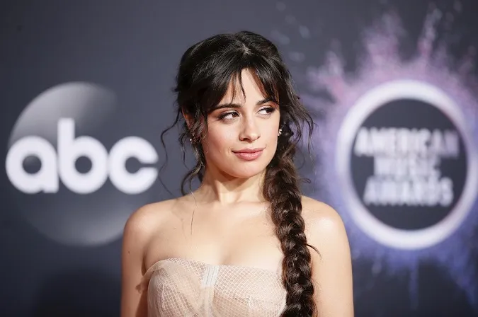 Camila Cabello công khai hẹn hò tình mới hậu chia tay Shawn Mendes 6