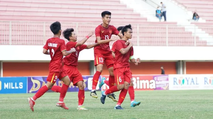 Việt Nam giành vé vào chung kết U16 Đông Nam Á 2022 - VFF thưởng 'nóng' U16 Việt Nam