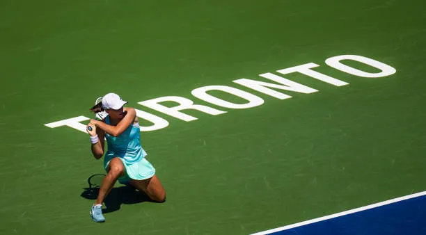 Kyrgios hạ hạt giống số 1 Medvedev - Carlos Alcaraz dừng bước tại vòng 2 Roger Cup