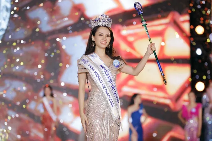Huỳnh Nguyễn Mai Phương - Tân Miss World Việt Nam 2022 có nhan sắc đời thường ấn tượng ra sao? 1