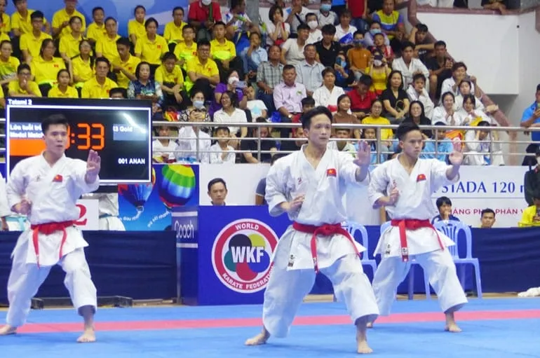 Lý Hoàng Nam tăng 12 bậc trên BXH ATP - Đồng Tháp về nhất Giải vô địch trẻ Karate