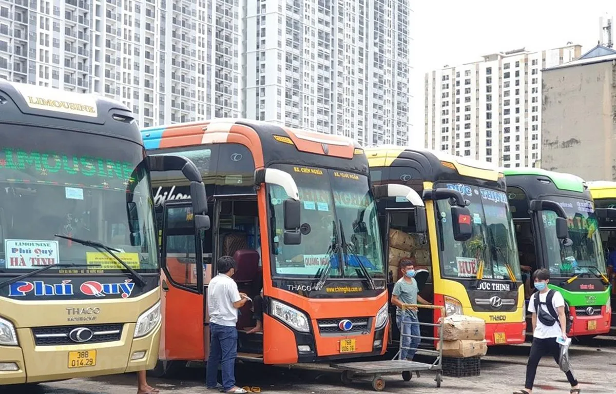 Bộ Giao thông Vận tải đồng thuận với ý kiến của cử tri Thành phố Hồ Chí Minh về việc nghiên cứu bổ sung thêm ưu đãi cho người cao tuổi khi đi ôtô đường dài. (Ảnh: Việt Hùng/Vietnam+)