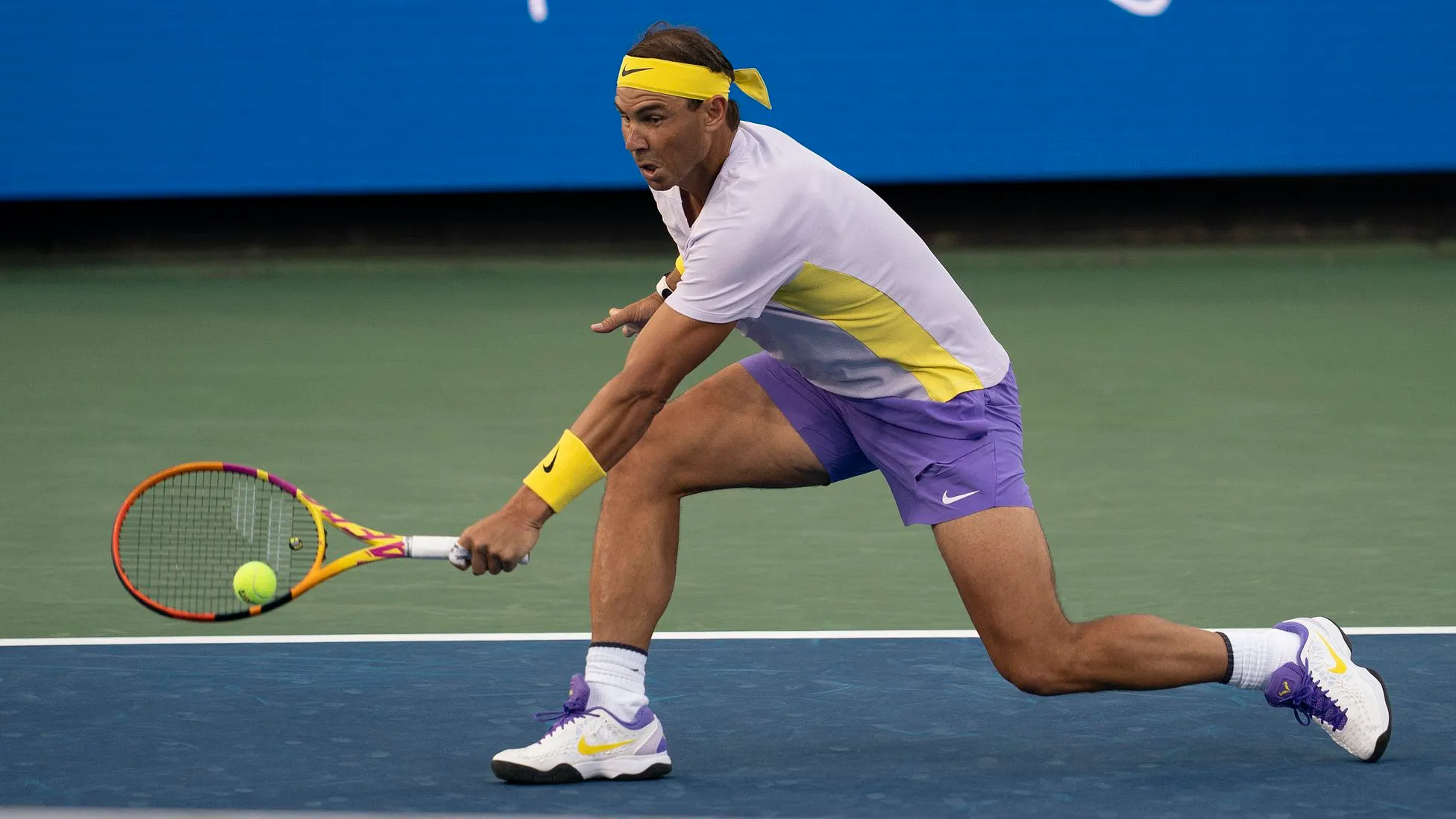 Medvedev đấu Tsitsipa tại bán kết Cincinnati Open - Nadal chưa sẵn sàng cho US Open
