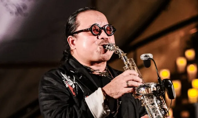 Nghệ sĩ saxophone Trần Mạnh Tuấn phải mổ não trong hôn mê, sức khỏe chuyển biến xấu 5