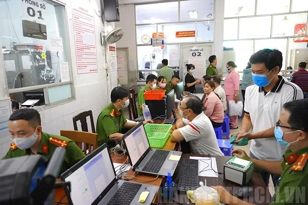 Công an Thành phố Hồ Chí Minh quyết tâm hoàn thành Đề án 06 1