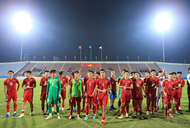 U20 Việt Nam triệu tập thay thế 10 cầu thủ - Sahako sớm vào bán kết giải futsal Đông Nam Á