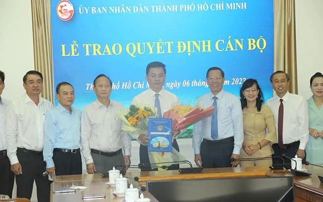 Phê chuẩn kết quả bầu Chủ tịch UBND huyện Bình Chánh đối với ông Võ Đức Thanh 1